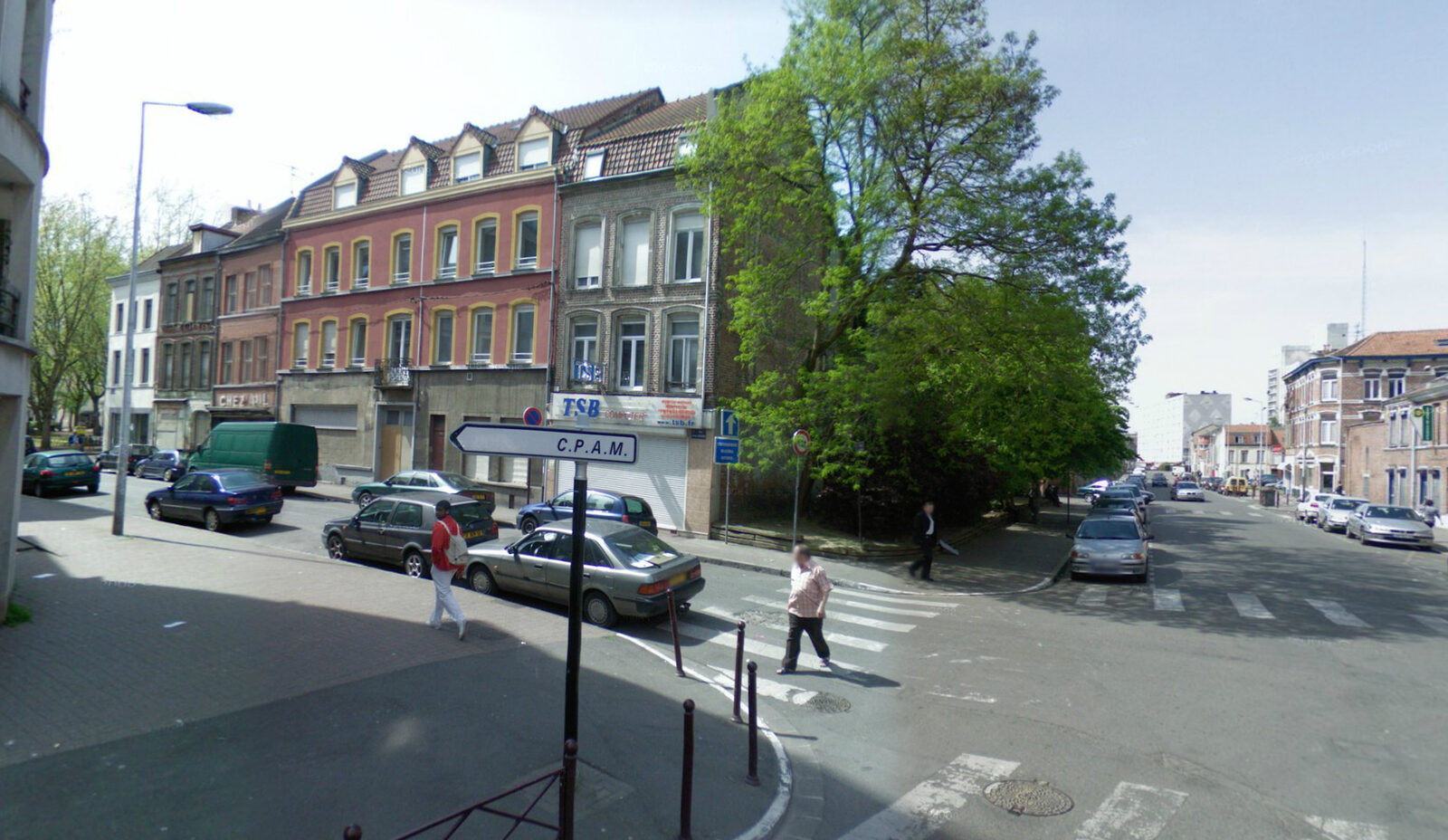 Immeuble collectif avec rez-de-chaussée commercial à Lille